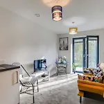 Luton Cozy & Lovely Stay For Contractors